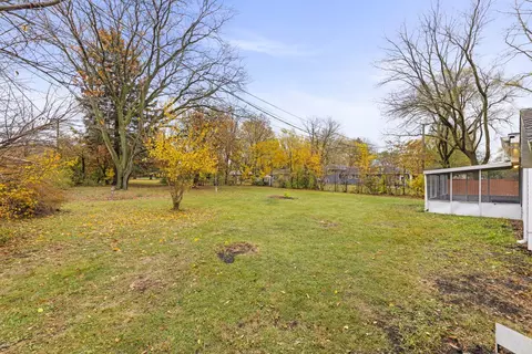 840 Whitlock Ave, Aurora, IL 60506 photo 24