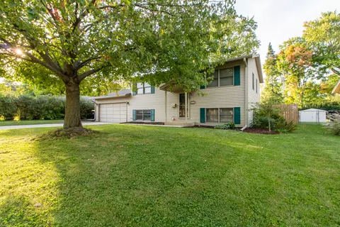 Exterior - 505 E Summit St, Normal, IL 61761 photo 2 of 9
