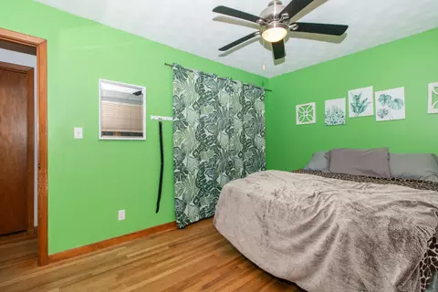 Bedroom - 505 E Summit St, Normal, IL 61761 photo 9 of 13