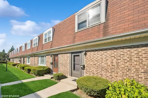 6956 N Oakley Ave #12, Chicago, IL 60645