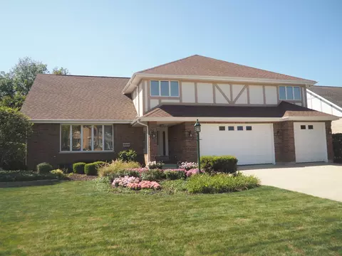 16958 S Meadowcrest Dr, Homer Glen, IL 60491