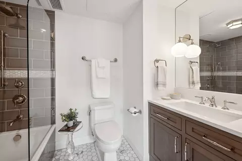 21 E Huron St #1104, Chicago, IL 60611 photo 22
