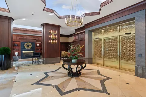 21 E Huron St #1104, Chicago, IL 60611 photo 24