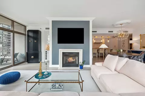 21 E Huron St #1104, Chicago, IL 60611 photo 4