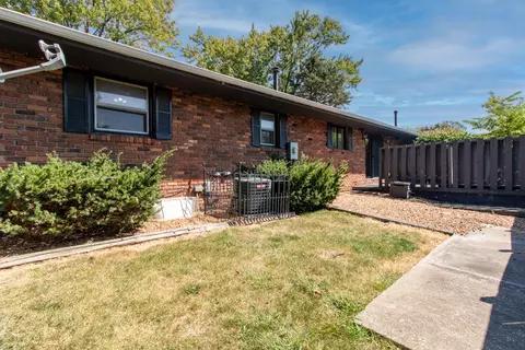 217 Hammitt Dr, Normal, IL 61761 photo 48