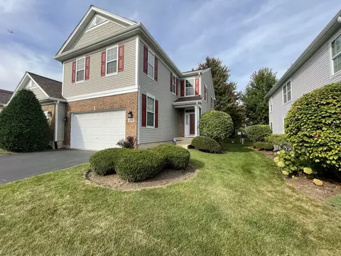 434 Nelson Dr, Geneva, IL 60134