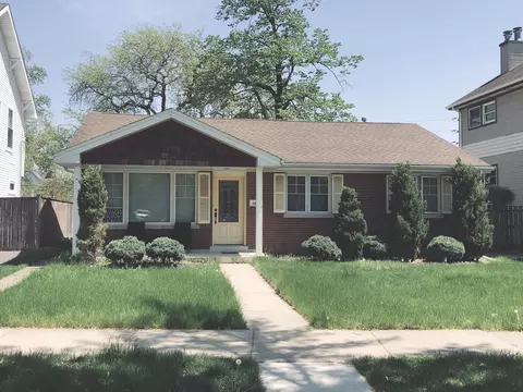 3845 Mccormick Ave, Brookfield, IL 60513