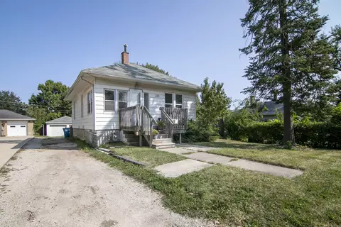 320 Chaney Ave, Crest Hill, IL 60403