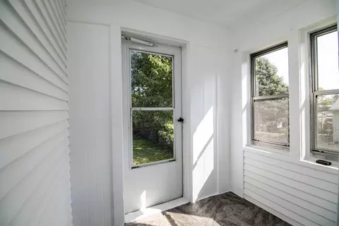 Exterior - 320 Chaney Ave, Crest Hill, IL 60403 photo 2 of 4