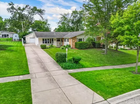 View/Area - 665 Frederick Ln, Hoffman Estates, IL 60169 photo 1 of 6
