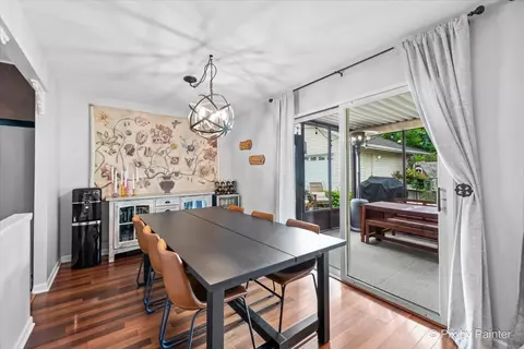 Dining - 665 Frederick Ln, Hoffman Estates, IL 60169 photo 2 of 3