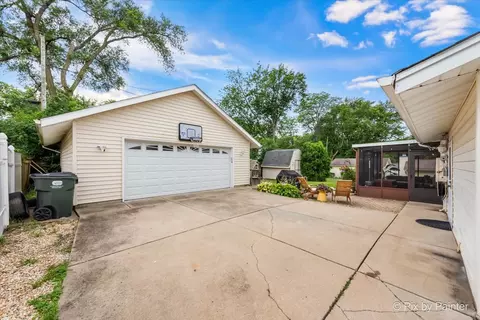 Other - 665 Frederick Ln, Hoffman Estates, IL 60169 photo 7 of 8