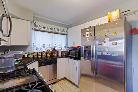 Kitchen - 456 N Jackson Blvd, Hillside, IL 60162 photo 2 of 2
