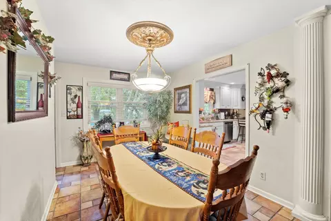 Dining - 1180 Squire Dr, Aurora, IL 60505 photo 1 of 2