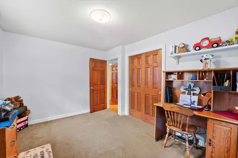 Bedroom - 1180 Squire Dr, Aurora, IL 60505 photo 5 of 5