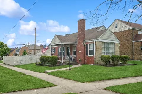 7435 W Myrtle Ave, Chicago, IL 60631