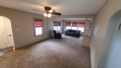 617 E Morgan St, Dixon, IL 61021 photo 10