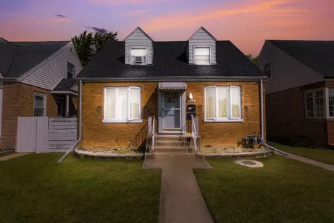 7348 W 56th Pl, Summit, IL 60501