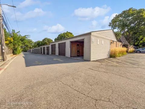 Exterior - 520 E Main St #2A, Barrington, IL 60010 photo 4 of 5