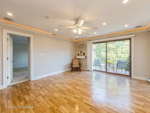 Living - 520 E Main St #2A, Barrington, IL 60010 photo 3 of 3