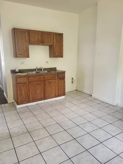 Kitchen - 5534 S Bishop St, Chicago, IL 60636 photo 1 of 1