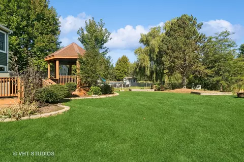 2242 Deerpath Dr, Elgin, IL 60123 photo 35