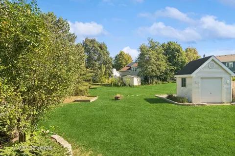 2242 Deerpath Dr, Elgin, IL 60123 photo 34