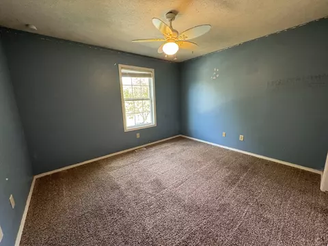 3127 Eagle Creek Dr, Bloomington, IL 61704 photo 26