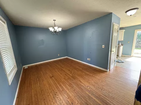 3127 Eagle Creek Dr, Bloomington, IL 61704 photo 10