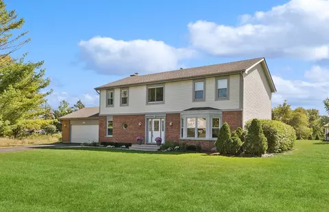 21415 Thrush Ct, Deer Park, IL 60010