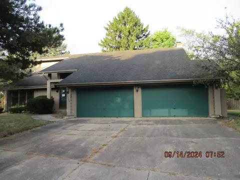 2130 Alta Vista Dr, Waukegan, IL 60085