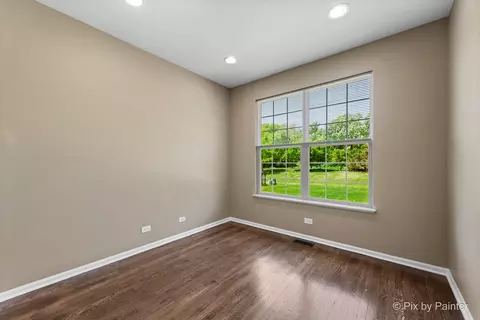4079 Conifer Dr, Elgin, IL 60124 photo 17