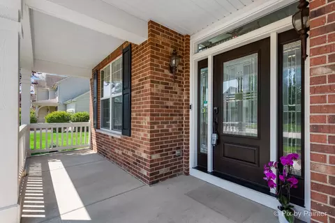 4079 Conifer Dr, Elgin, IL 60124 photo 2