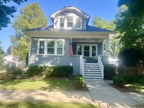 603 Prairie Ave, Barrington, IL 60010