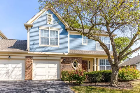 1730 W Portsmith Ln, Arlington Heights, IL 60004