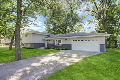 3510 Carol Ln, Northbrook, IL 60062