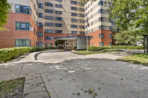 5052 N Marine Dr #D6, Chicago, IL 60640