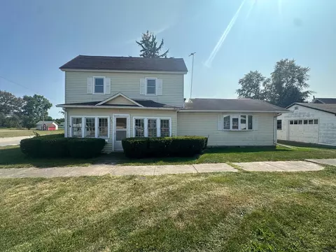 321 E Jackson Ave, Chrisman, IL 61924 photo 1