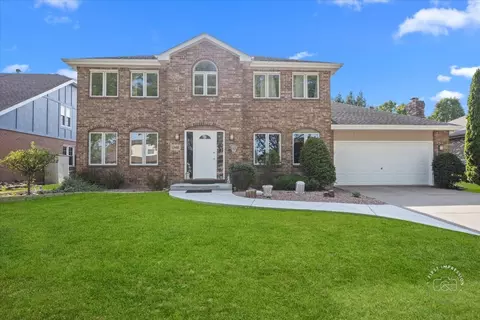 1348 N Rosebud Ln, Addison, IL 60101