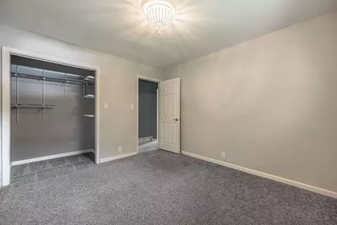 Bedroom - 8646 Centaur Dr, Belvidere, IL 61008 photo 4 of 8