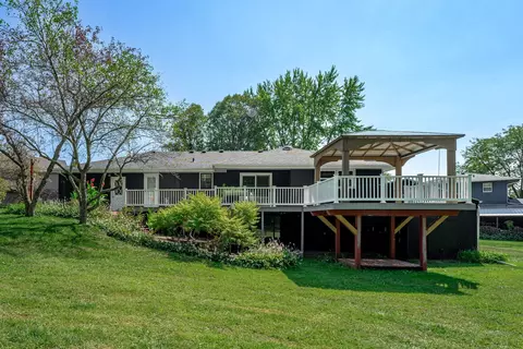 Exterior - 8646 Centaur Dr, Belvidere, IL 61008 photo 8 of 10
