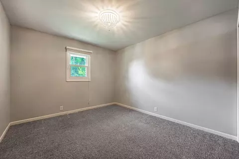 Bedroom - 8646 Centaur Dr, Belvidere, IL 61008 photo 3 of 8