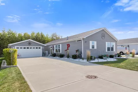 22365 S Woodside Dr, Channahon, IL 60410
