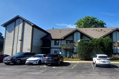 2640 N Delany Rd #101, Waukegan, IL 60087