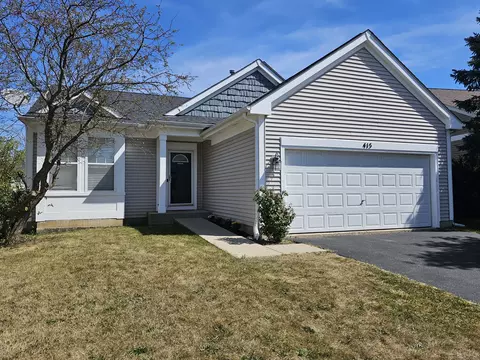 415 Havenwood Dr, Round Lake, IL 60073