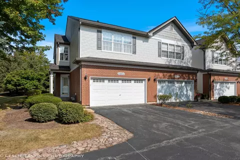24024 Walnut Cir, Plainfield, IL 60585