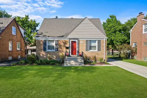 2526 Westbrook Dr, Franklin Park, IL 60131