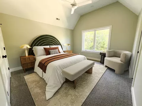 Bedroom - 481 Mitchell Ave, Elmhurst, IL 60126 photo 3 of 9