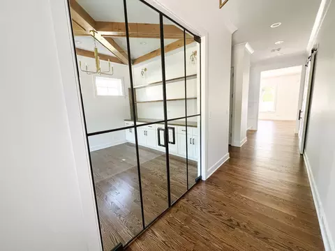 Entry Way - 481 Mitchell Ave, Elmhurst, IL 60126 photo 1 of 4