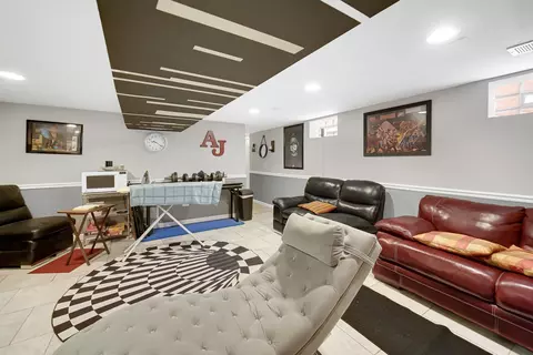 222 E 87th St, Chicago, IL 60619 photo 17